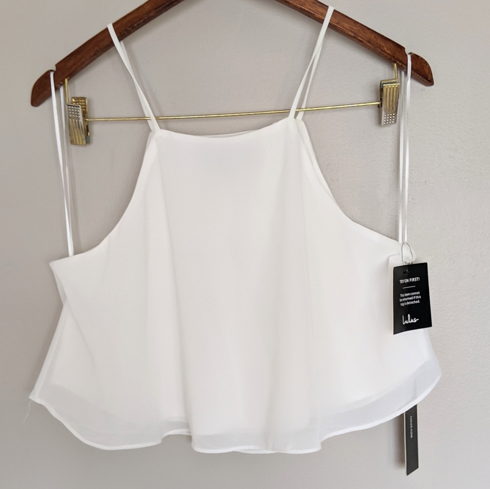 NWT: Lulu's White Crop Top
